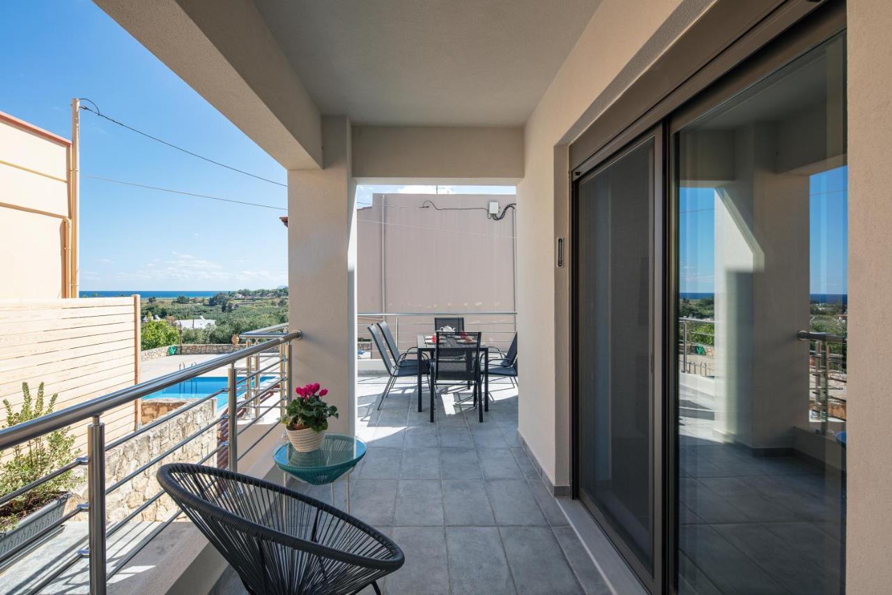 Tavronitis Greek Sky - New Modern Apartment With Shared Pool מראה חיצוני תמונה